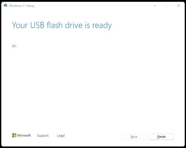 Windows 11 USB flash drive is ready